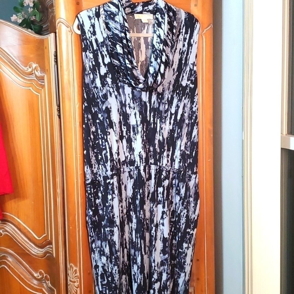 Michael Michael Kors,  women's dress, cowl neck pockets‎ size XL. Casual, movies